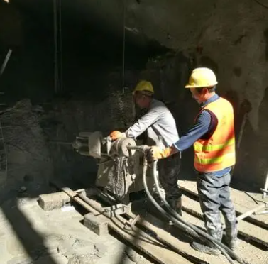 永宁水下抗分散灌浆料特点 水下不分散注浆料介绍